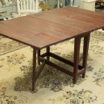 820 2220 GATE-LEG TABLE